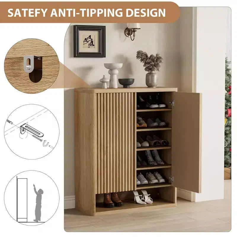 Meuble à chaussures de 80 cm, grand meuble de rangement pour chaussures avec étagères réglables, organisateur de chaussures en bois avec porte cannelée pour entrée et salon.
