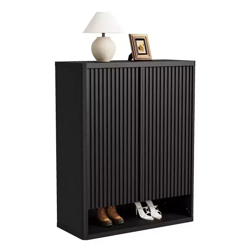 Meuble à chaussures de 80 cm, grand meuble de rangement pour chaussures avec étagères réglables, organisateur de chaussures en bois avec porte cannelée pour entrée et salon.